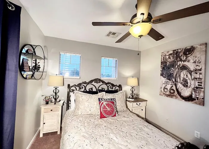 La De Lucy, Llc Holiday home