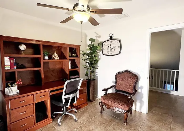 La De Lucy, Llc Holiday home Phoenix