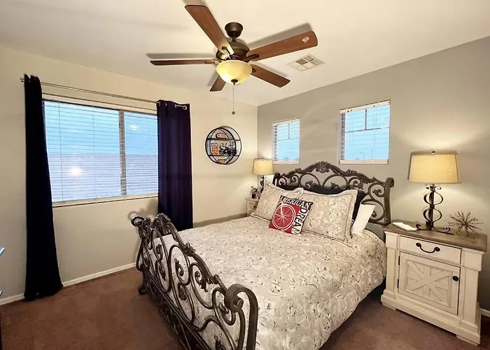 La De Lucy, Llc Holiday home *